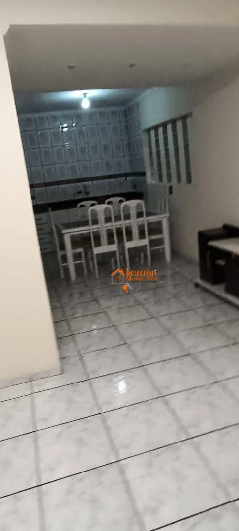 Imagem Sobrado com 5 dormitórios para alugar, 280 m² por R$ 7.040,00/mês - Jardim Tranqüilidade - Guarulhos/SP