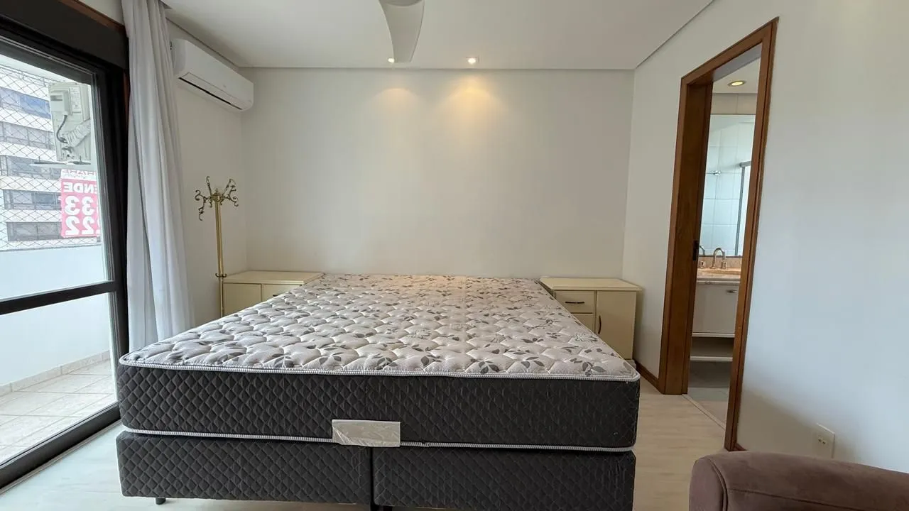 Imagem Apartamento a venda de 105 m2 2 dormitórios sendo 1 suíte e 2 vagas individuais no bairro Petrópolis.
