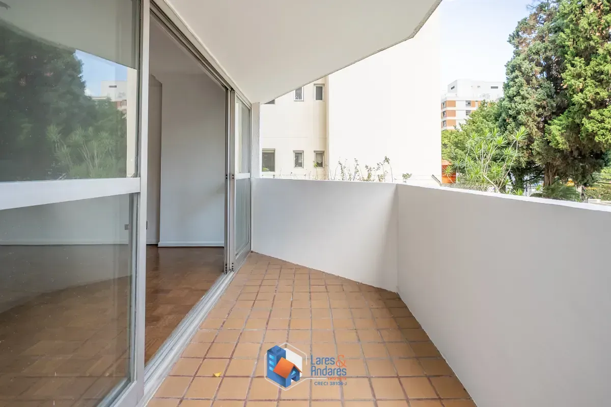 Imagem Apartamento para venda em Moema com 3 quartos, sendo 1 suíte, 145m²