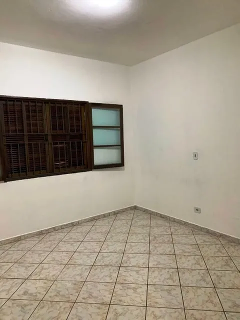 Imagem Casa à venda 2 Quartos, 3 Vagas, 195M², Cidade Nova, Pindamonhangaba - SP