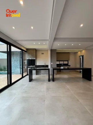 Imagem Casa em Condomínio de Luxo em Ribeirão Preto-SP: 4 quartos, 4 suítes, 2 salas, 5 banheiros, 4 vagas de garagem, 250m² de área.
