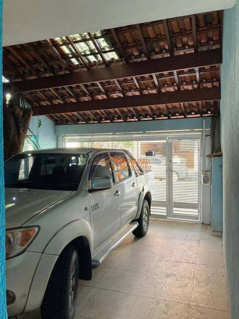 Imagem Sobrado com 3 dormitórios à venda, 245 m² por R$ 690.000,00 - Parque São Miguel - Guarulhos/SP