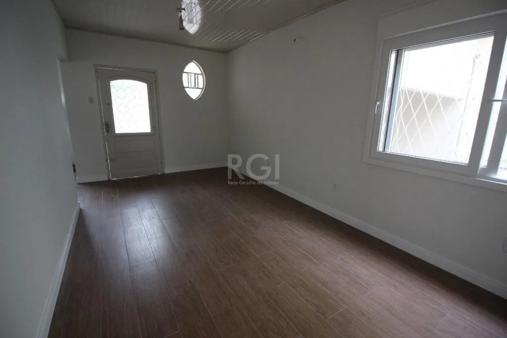 Imagem Casa com 3 Dormitórios Para comprar 250 m² - Petrópolis - Porto Alegre/R