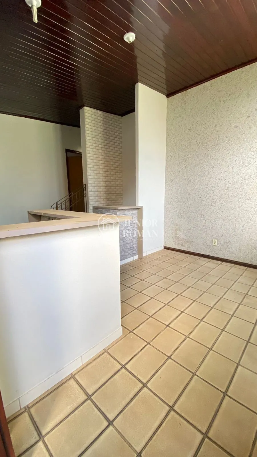 Imagem CASA COM SALÃO COMERCIAL 517M2 NO BAIRRO SANDRA REGINA - BARREIRAS/BA