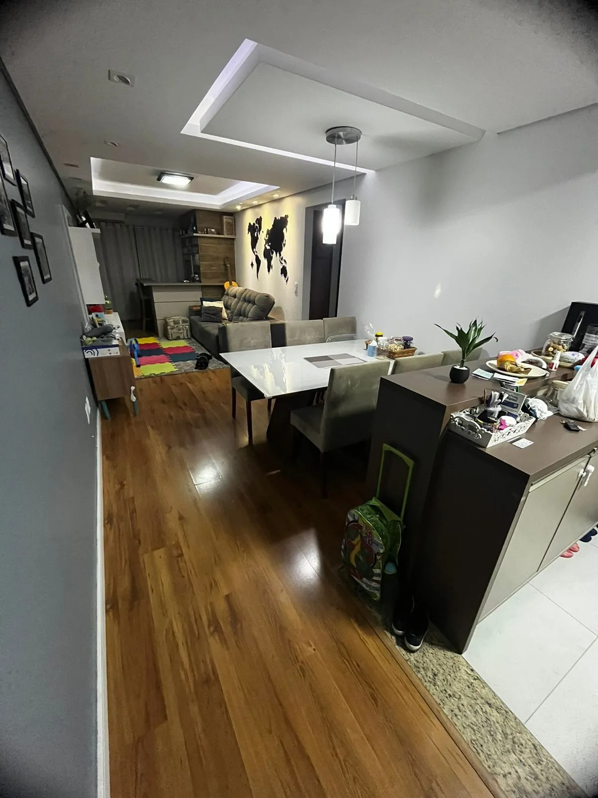 Imagem Apartamento mobiliado 2 dormitórios com suíte e 2 vagas em Petrópolis Poa