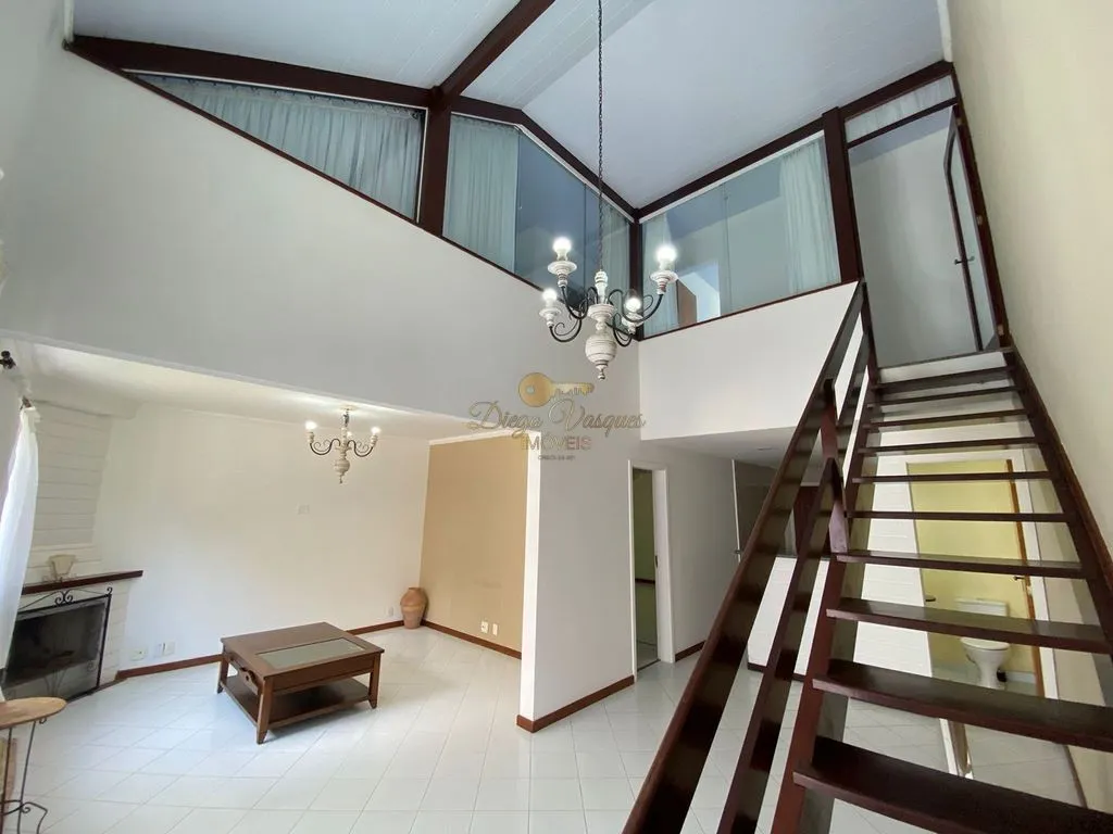 Foto do imóvel Casa em Condomínio para Venda em Teresópolis / RJ em Alameda Arnaldo Guinle