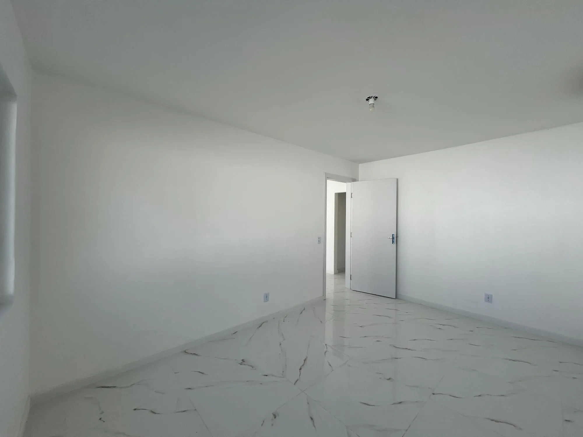 Imagem CASA TÉRREA À VENDA - HARMONIA - CANOAS / RS