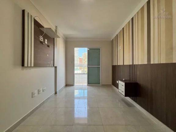 Imagem Apartamento em Praia Grande, com 2 quartos, 1 suíte, e uma sacada gourmet,80 m².