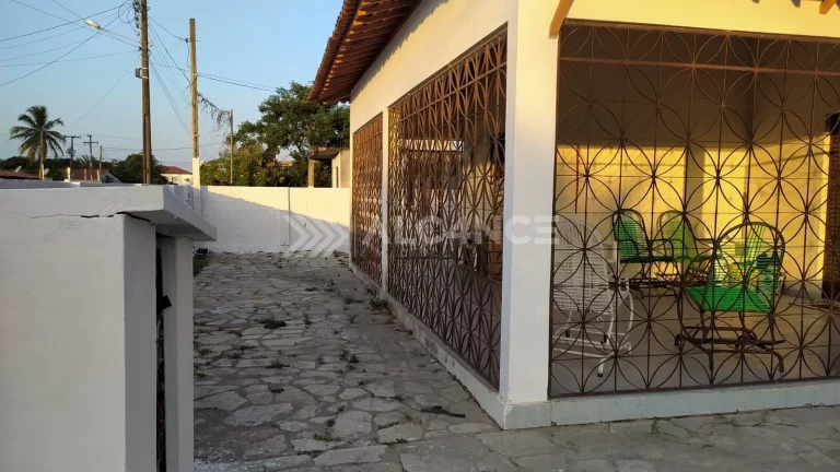 Imagem Casa - 3 Suítes - 120m² - Lucena/PB
