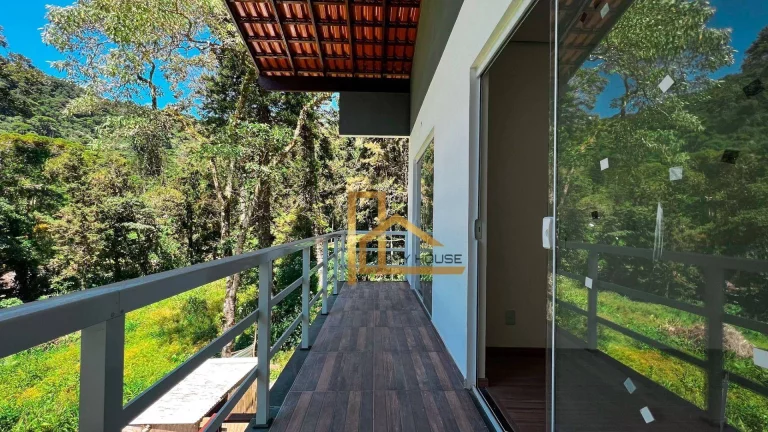 Imagem Casa nova com 4 suítes em meio a Natureza na Granja Guarani em Teresópolis-RJ