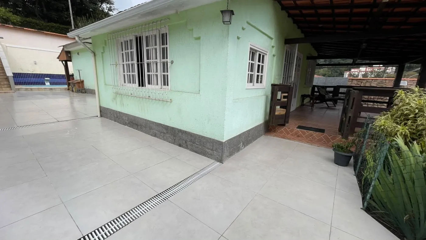 Imagem Casa para Venda em Petrópolis / RJ no bairro Corrêas