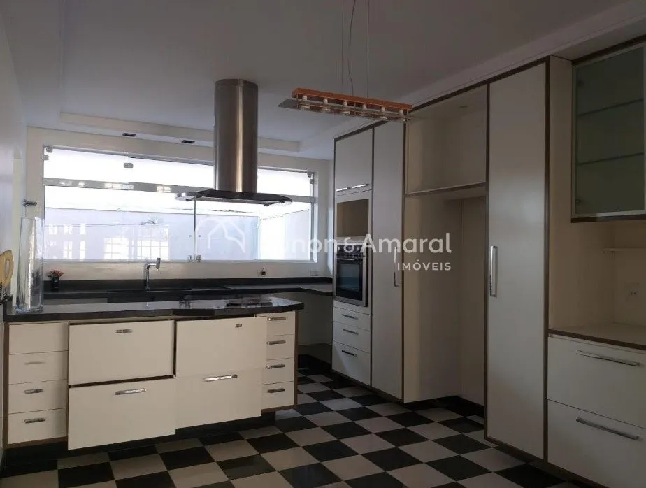 Imagem "Residência de Alto Padrão à Venda no Condomínio Moinho do Vento, Valinhos"