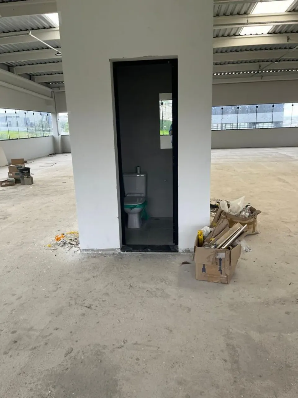 Imagem Barracão Industrial de 954m² em Alphaville Nova Esplanada - Votorantim-SP: Venda ou Locação.