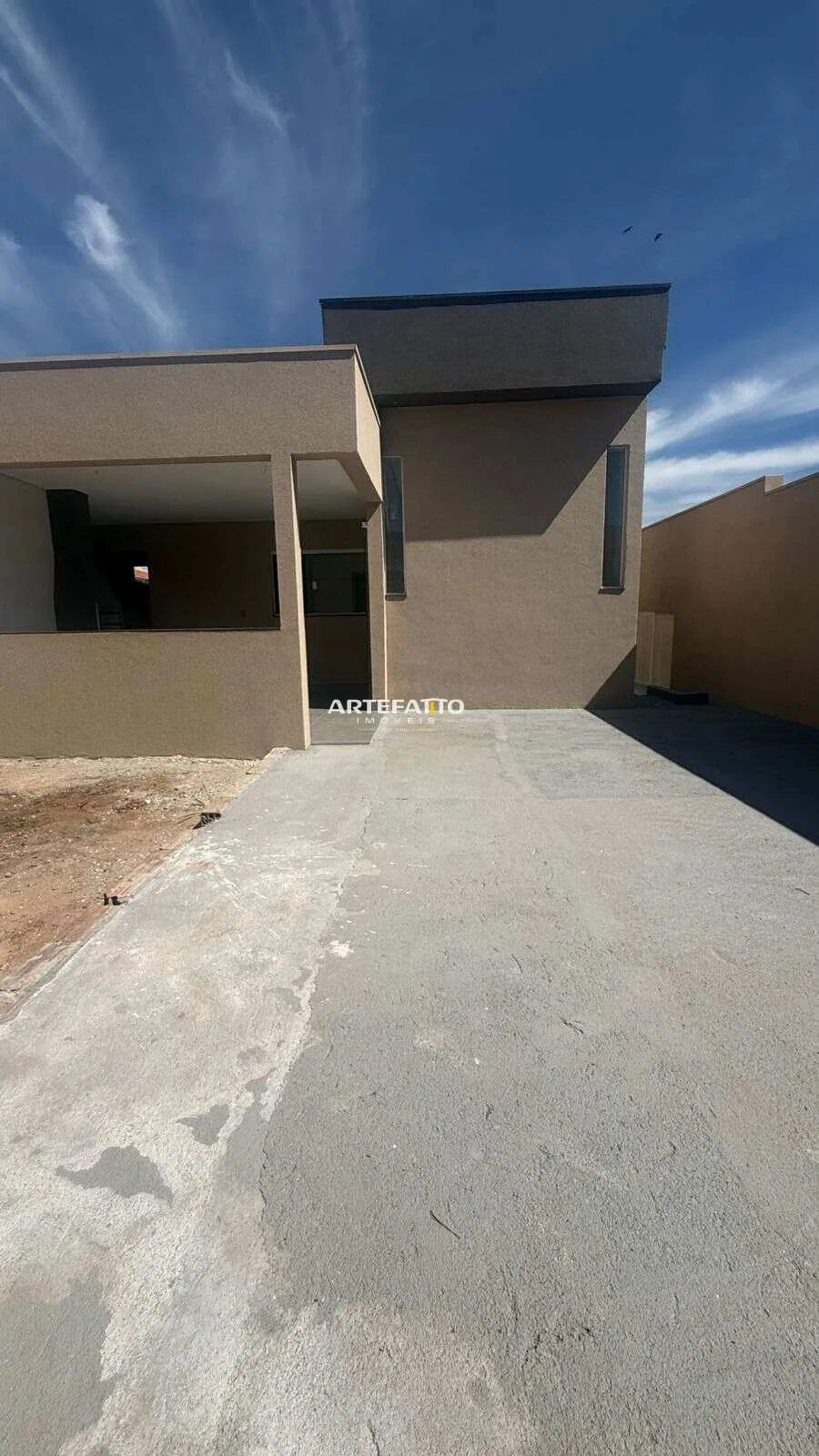 Foto do imóvel Casa à venda em Franca, Loteamento Quinta do Oeste, com 2 quartos, 83m2 em Rua Luiz Estefaneli