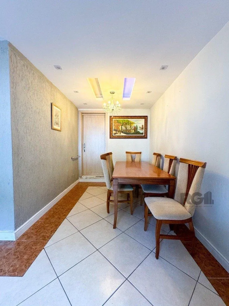 Imagem Apartamento de 115m², 3 dormitórios, 2 vagas no bairro Glória