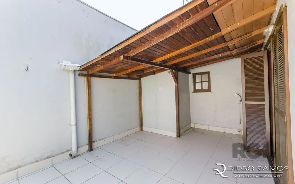 Imagem Cobertura para Venda - 73.12m², 2 dormitórios, 1 vaga - Cristo Redentor