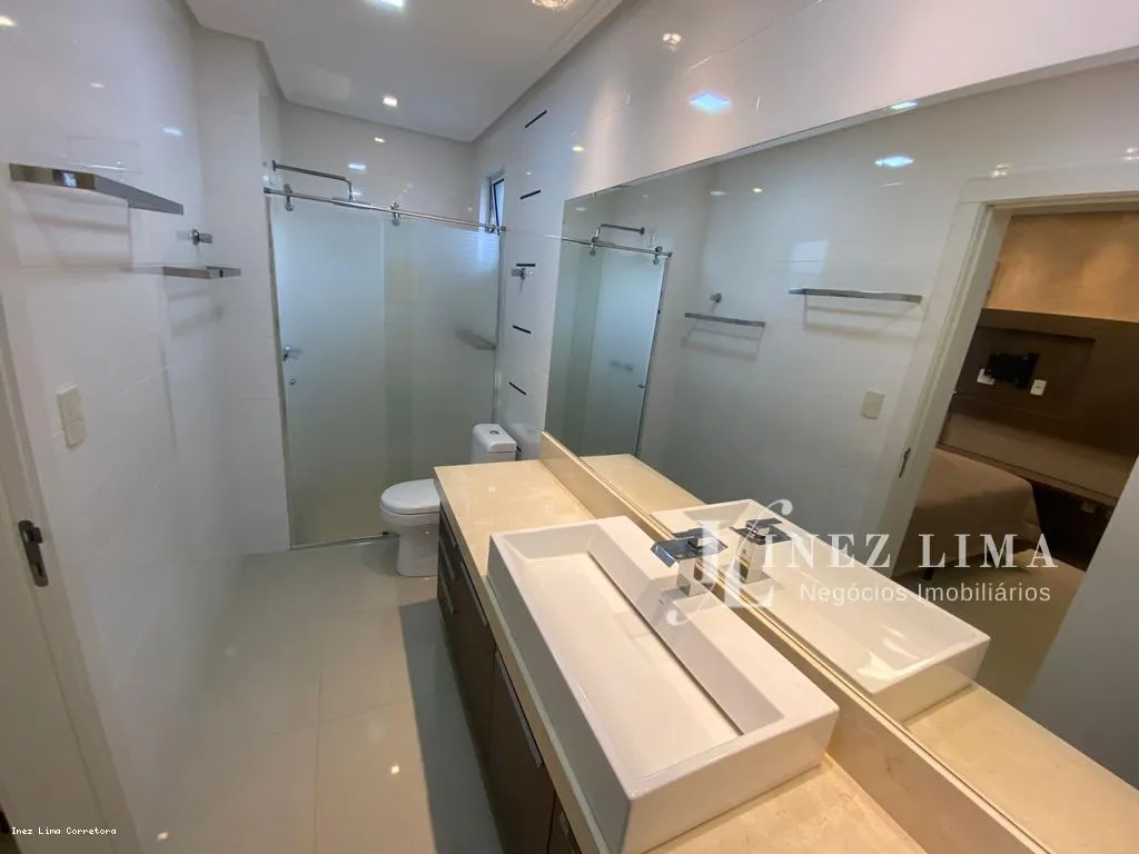 Imagem Apartamento Quadra Mar para Venda em Itapema, meia praia, 3 dormitórios, 3 suítes, 4 banheiros, 2 vagas