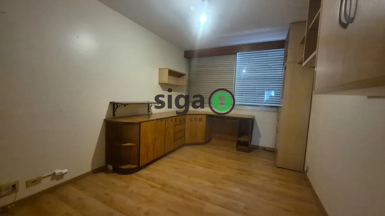Imagem APARTAMENTO A VENDA COM 4 QUARTOS NO PORTAL DO MORUMBI