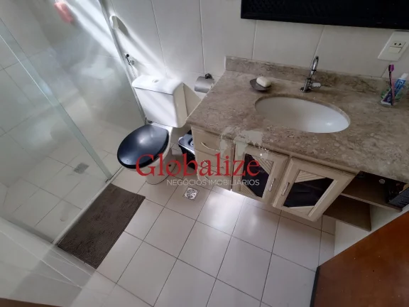 Imagem Linda sobreposta térrea com 4 suítes e amplo quintal de fundos com churrasqueira toda reformada no bairro da Ponta da Praia por R$.1.380.000,00.