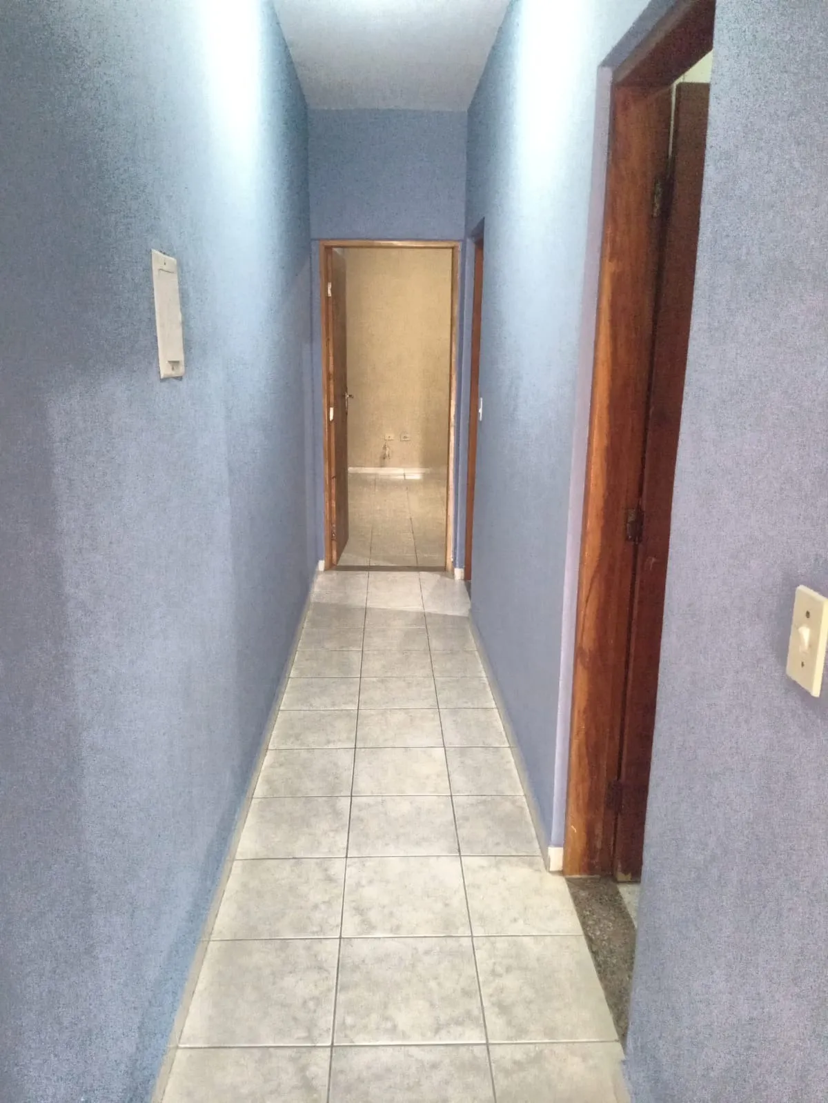 Imagem "Imóvel com 2 Dormitórios e Garagem para 2 Carros em Vila Almeida"