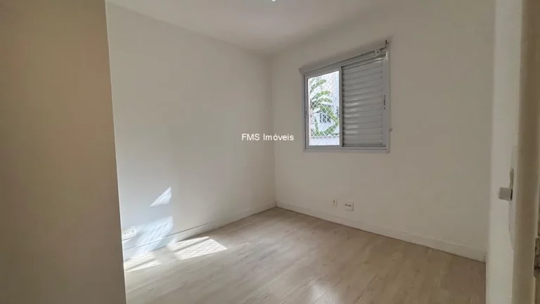 Imagem Apartamento para locação na Consolação: 3 quartos, 1 sala, 1 banheiro, 1 vaga de garagem, 128m². Confira!
