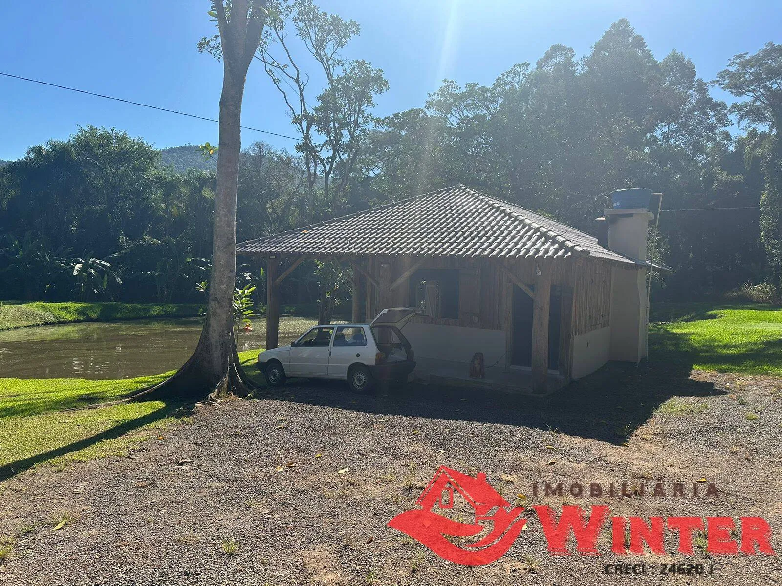 Imagem Chácara com 3 hectares, casa e açude.
