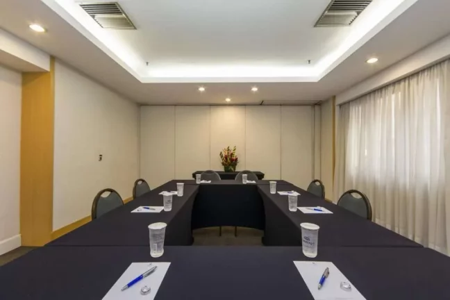 Imagem Flat disponível para locação no Transamerica Executive Jardins, com 50m², 1 dormitórios e 1 vaga