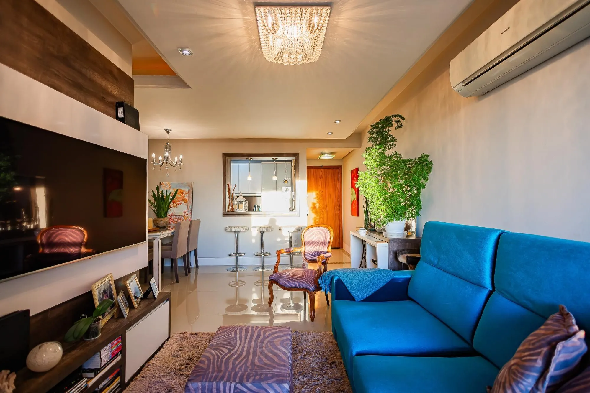 Imagem Apartamento de 97m² privativos com 3 dormitórios e 2 vagas