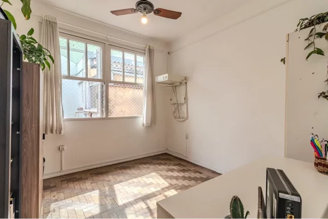 Imagem Apartamento à venda em Porto Alegre, Bom Fim, com 2 quartos, 64m2