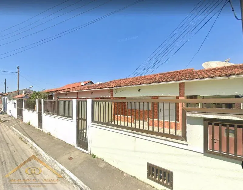 Imagem Casa para Venda em São Pedro da Aldeia / RJ no bairro Porto da Aldeia