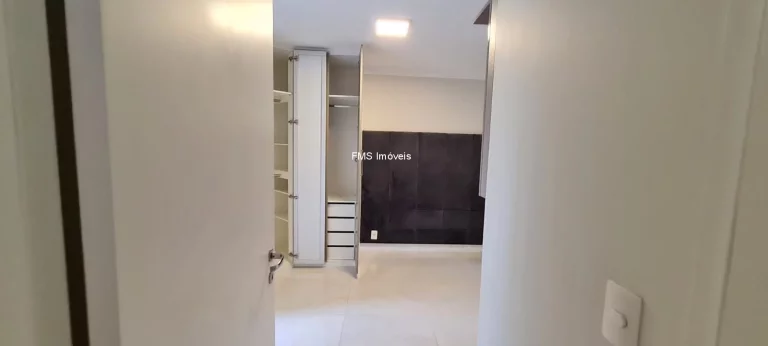Imagem Apartamento à Venda em São Paulo-SP, na Vila Andrade: 3 quartos, 2 suítes, 3 salas, 4 banheiros, 2 vagas, 116m².
