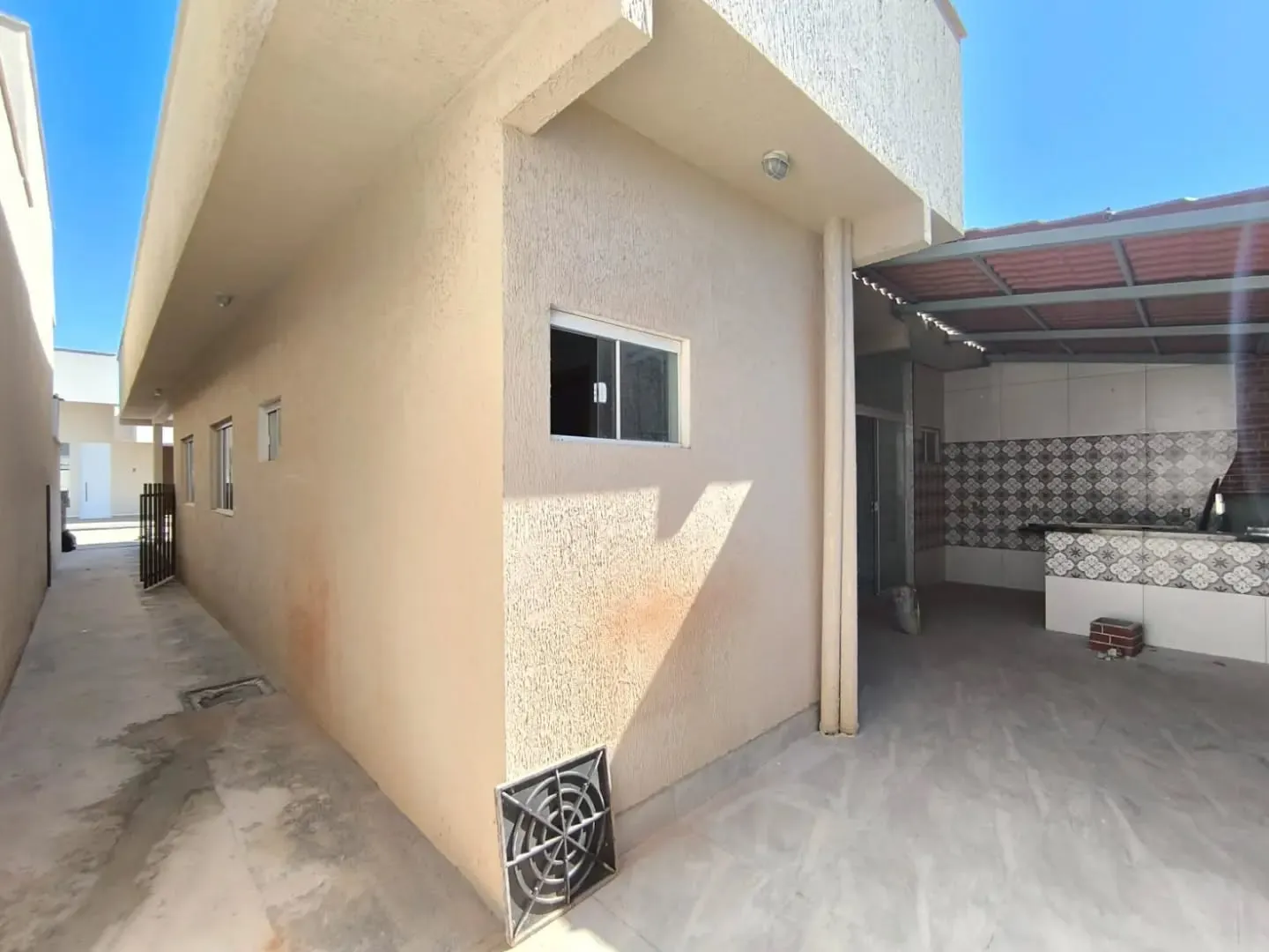 Imagem Casa 3/4 Sendo 2 Suites Em Condominio A 1km Do Terminal Vila Brasilia