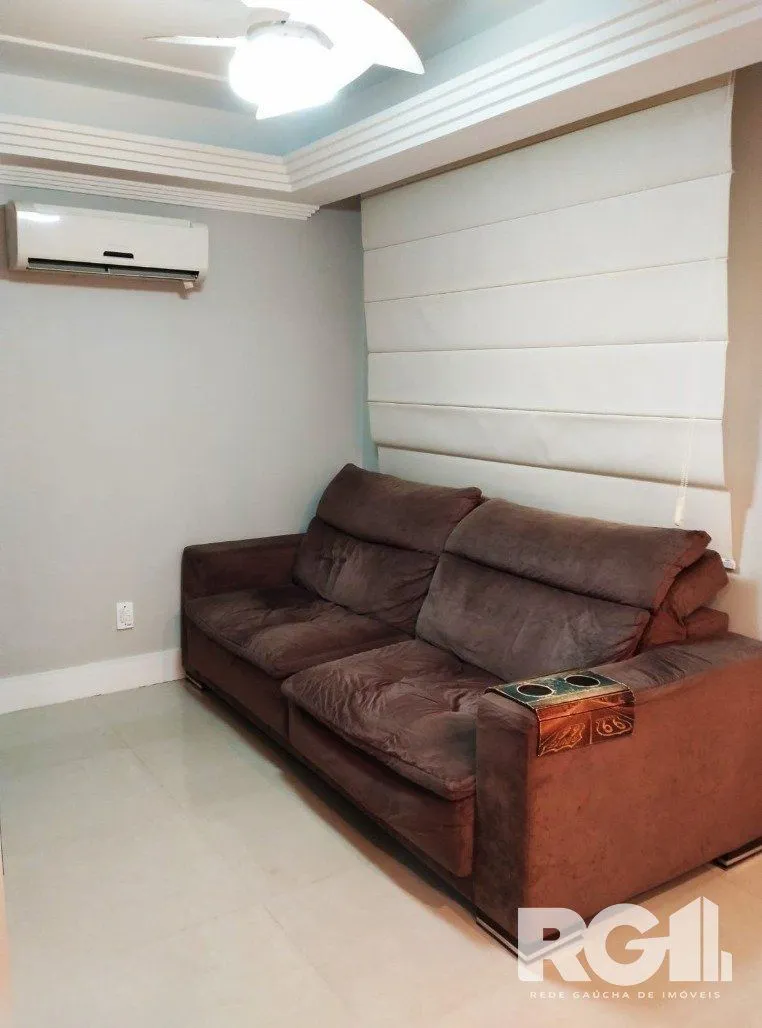 Imagem Apartamento 3 dor, semimobiliado com suíte e 2 vagas no Sarandi