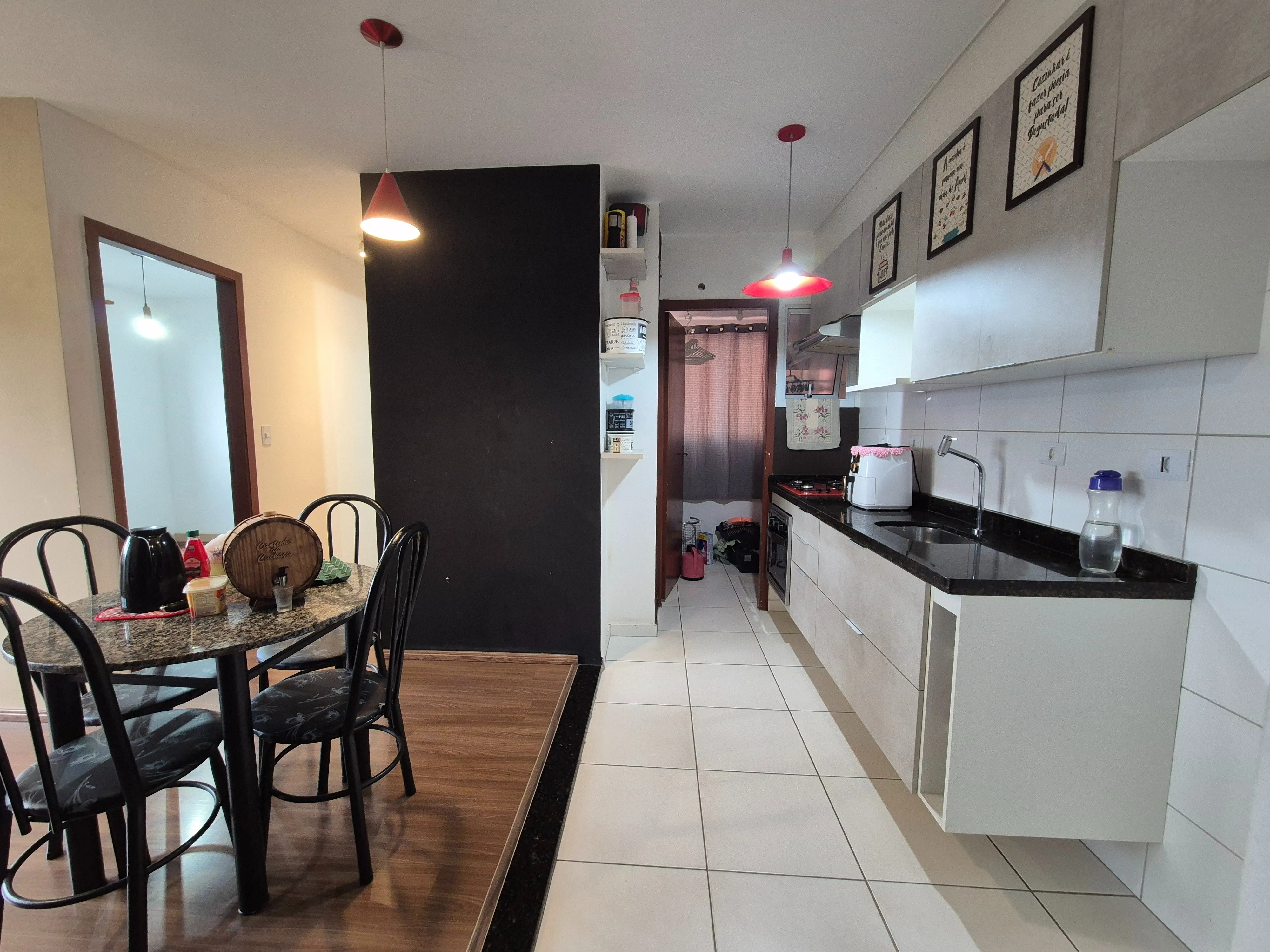 Imagem Apartamento à venda no Jardim São Carlos, Sorocaba, 51 m², 2 dormitórios, varanda, andar alto, vista livre, lazer completo e próximo ao Campolim