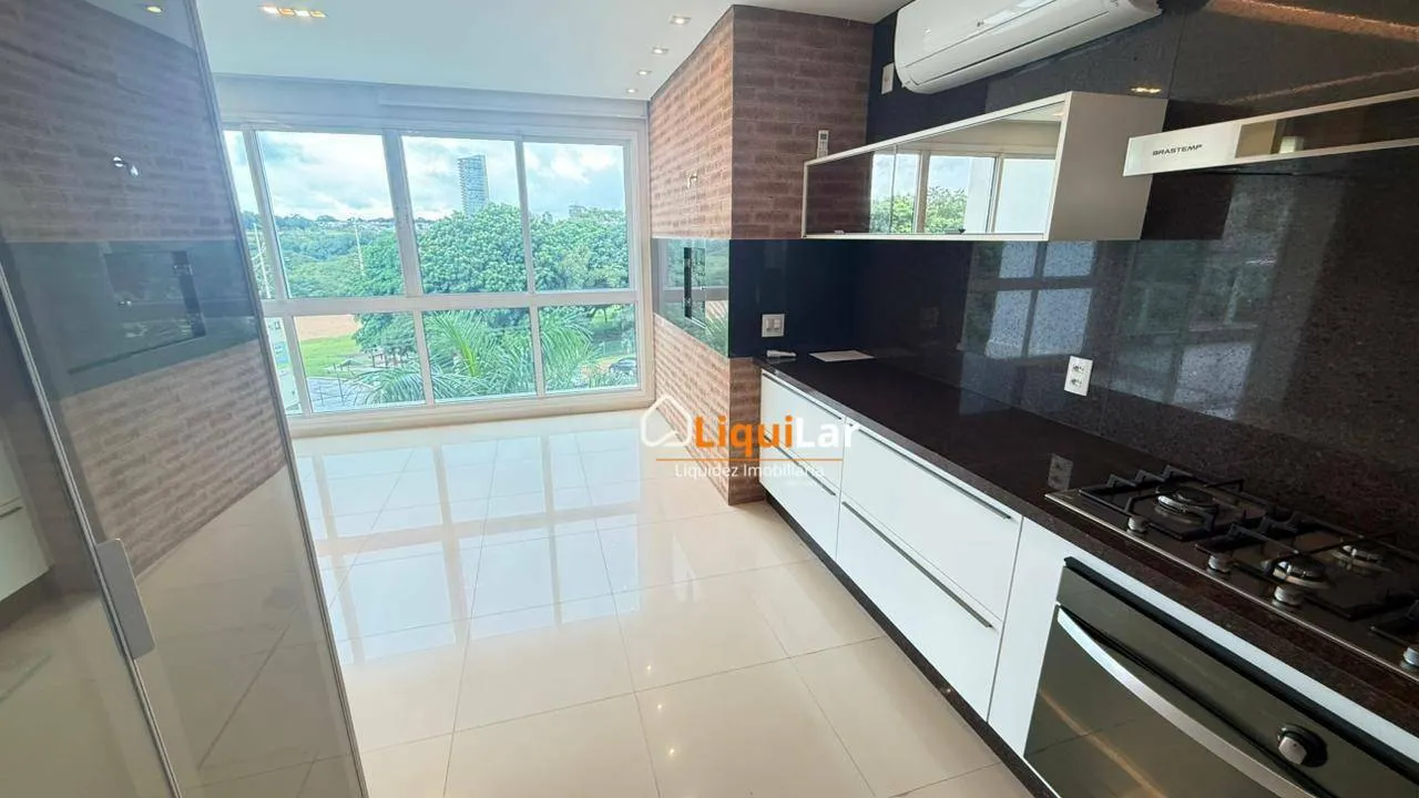 Imagem Apartamento de Alto Padrão no Edifício Dorsay com 4 Suítes, Vista para o Parque das Nações e 4 Vagas