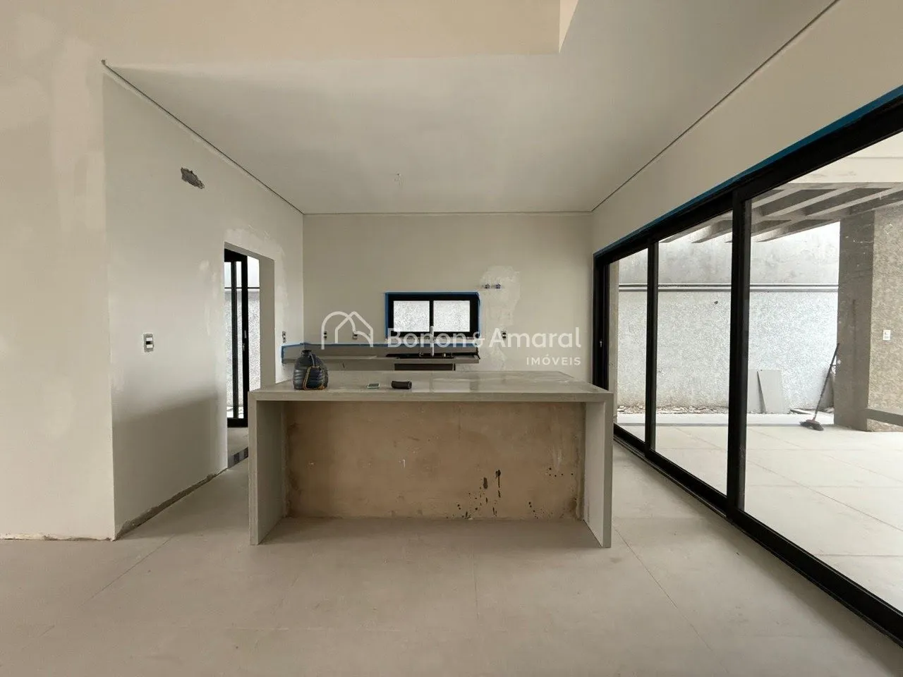 Imagem Casa Térrea à venda com 03 quartos no Condomínio Santorini bairro Parque Brasil 500, em Paulínia