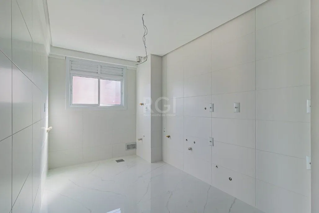 Imagem Apartamento novo a venda com 2 suites , bairro Petrópolis.