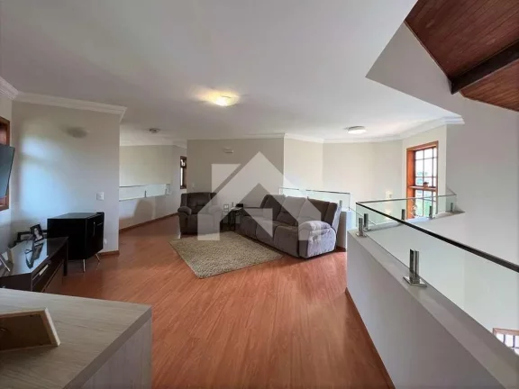 Imagem Casa de Condomínio em Jardim Passárgada I - Cotia