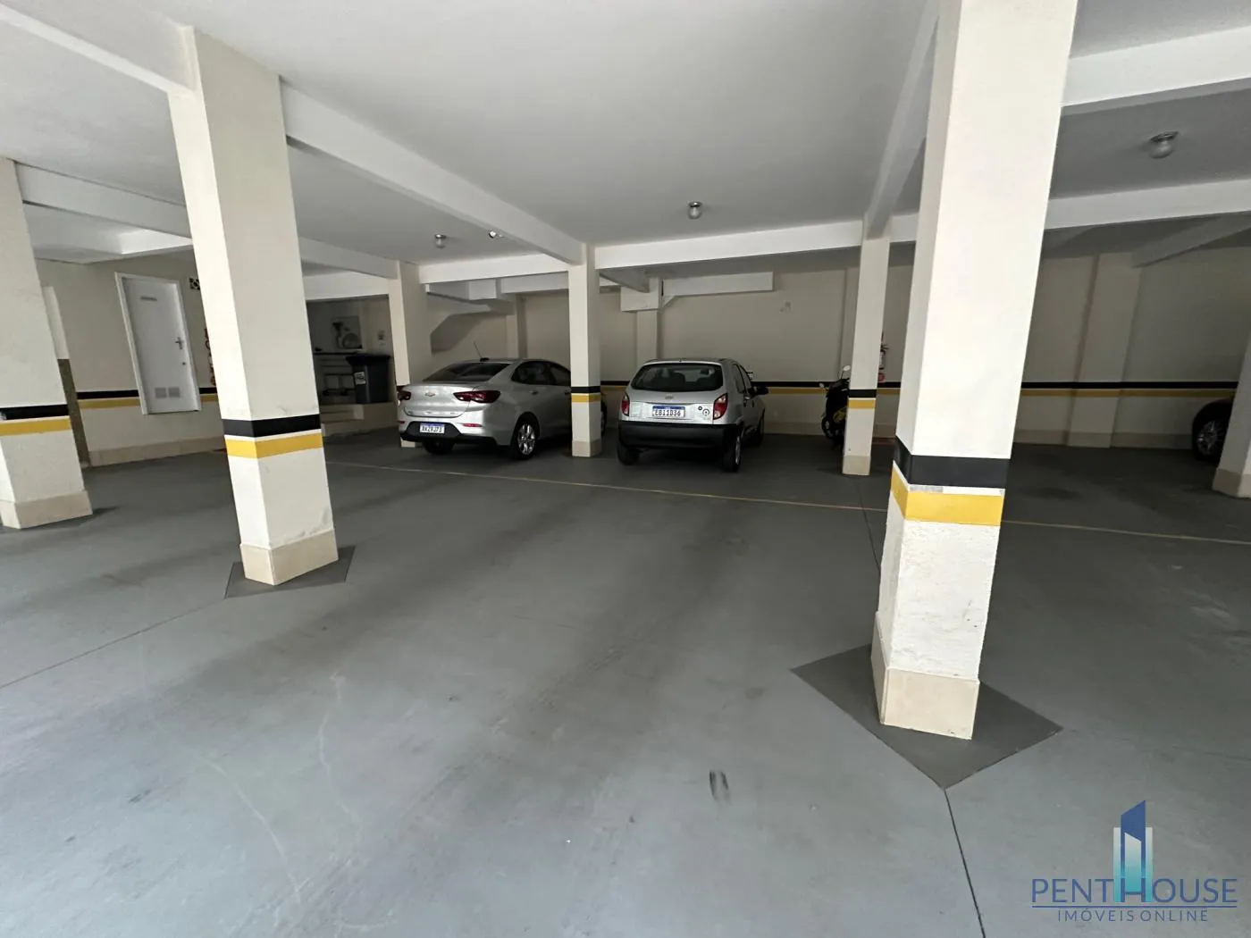 Imagem Apartamento Zona Central para Locação em Balneário Camboriú, CENTRO, 2 dormitórios, 1 suíte, 2 banheiros, 1 vaga