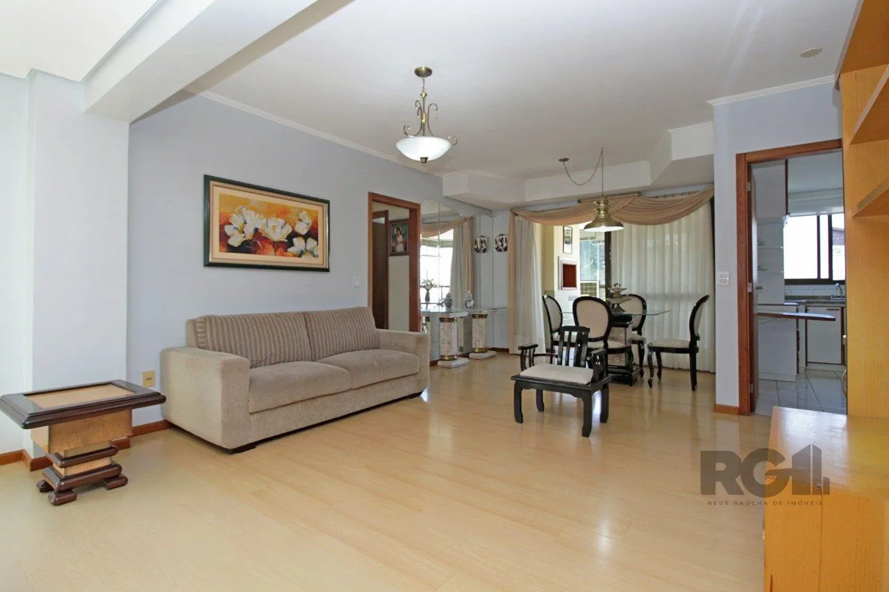 Imagem Apartamento de 3 dormitórios, suíte e 2 vagas de garagem no bairro Petrópolis em Porto Alegre
