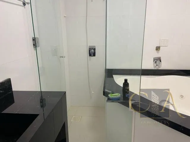 Imagem Apartamento para Venda em Itapema, Meia Praia, 4 dormitórios, 4 suítes, 5 banheiros, 3 vagas
