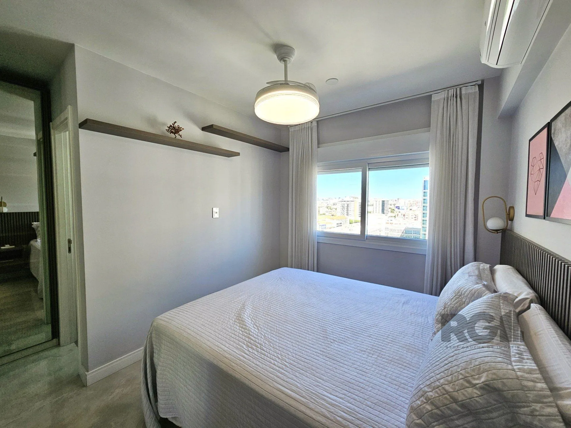 Imagem Apartamento para Venda - 67.43m², 2 dormitórios, sendo 1 suites, 2 vagas - Jardim Lindóia