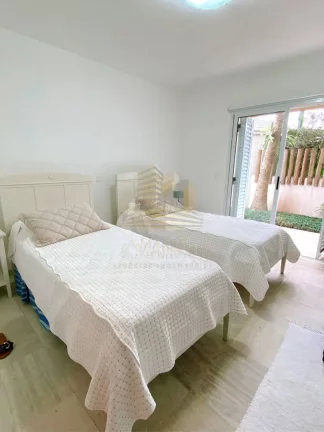 Imagem Casa ampla “pé na areia”