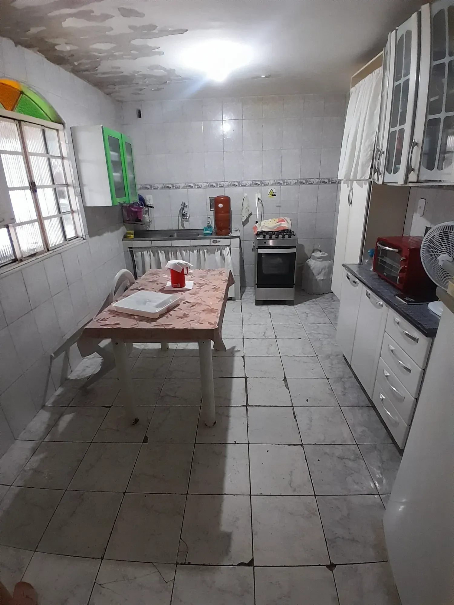Imagem Casa com 2 Quartos à Venda, 150 metros em Bangu - Rio de Janeiro