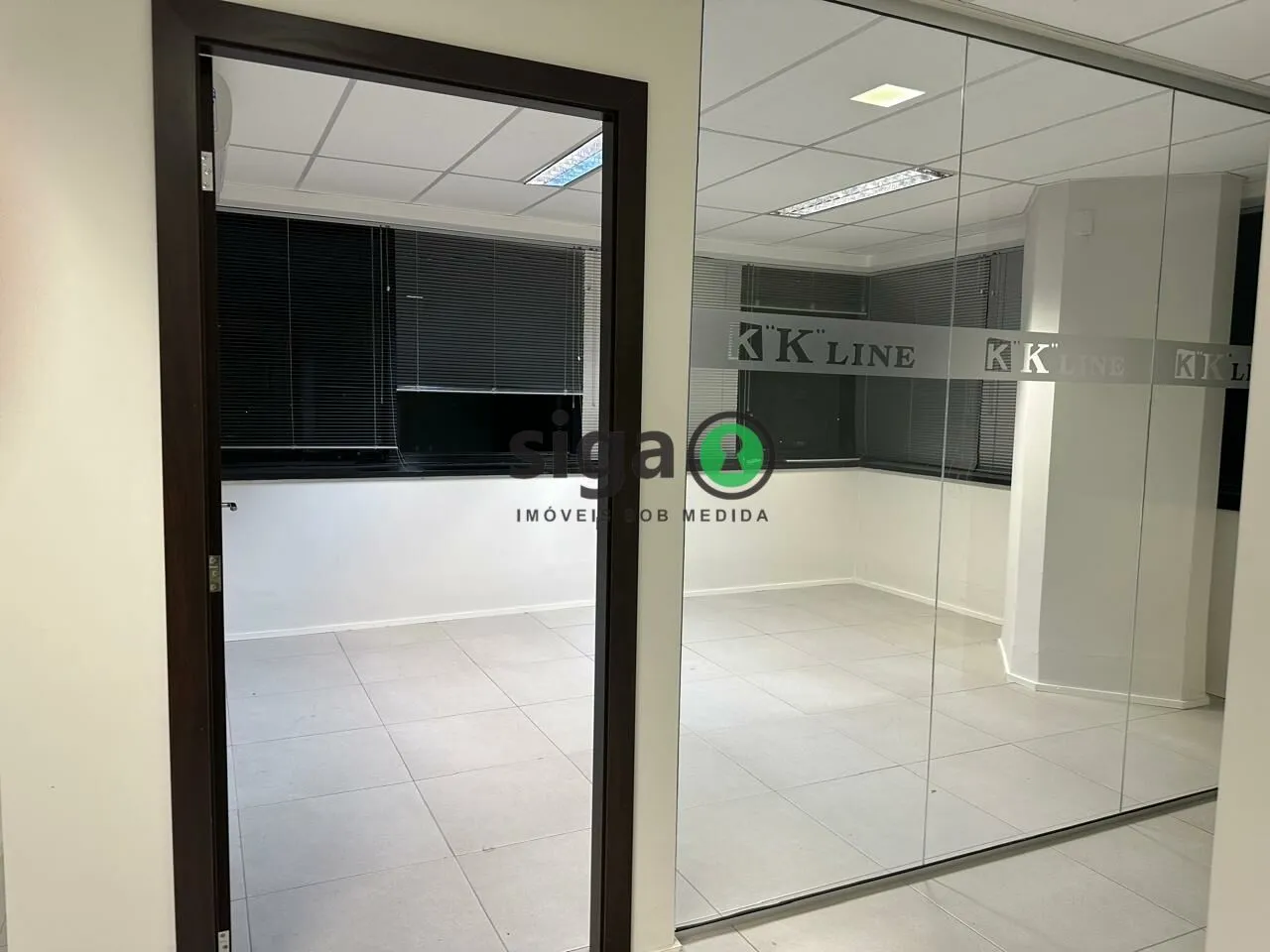 Imagem Conjunto Comercial para Locação na Avenida Paulista - 404m², Pronto para Uso!