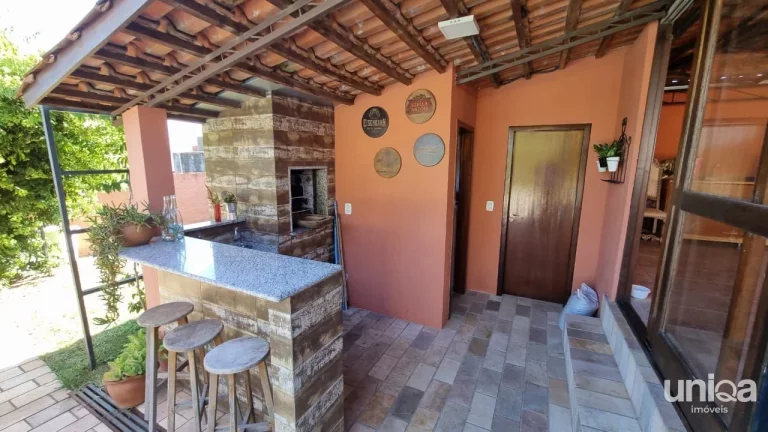 Imagem Ótima casa em bairro residencial entre o centro e a UFSM.