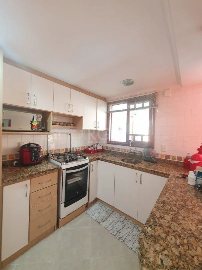 Imagem Casa Condominio para Venda - 126m², 3 dormitórios, sendo 2 suites, 2 vagas - Ipanema