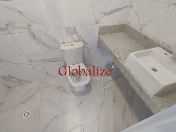 Imagem Sobreposta baixa com 3 suítes lavabo piscina 2 vagas de garagem na Ponta da Praia em Santos (SP) por R$.1.100.000,00