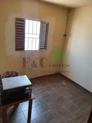 Imagem Casa para Venda em Limeira, Parque Hippolyto, 3 dormitórios, 2 banheiros, 4 vagas
