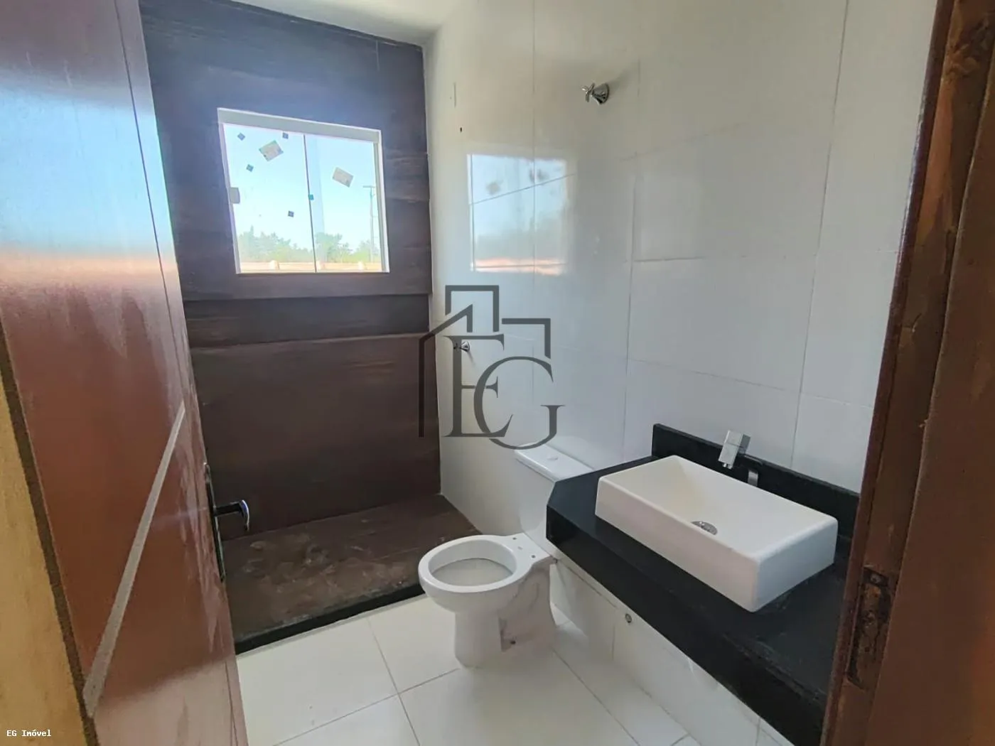 Imagem Casa para Venda em Araruama, Ponte dos Leites, 2 dormitórios, 1 suíte, 1 banheiro, 2 vagas